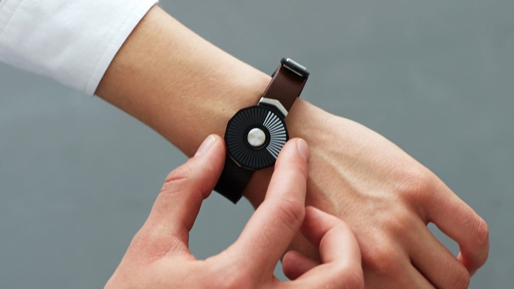 Three futuristic wearable payment devices for 2020 from CSM students