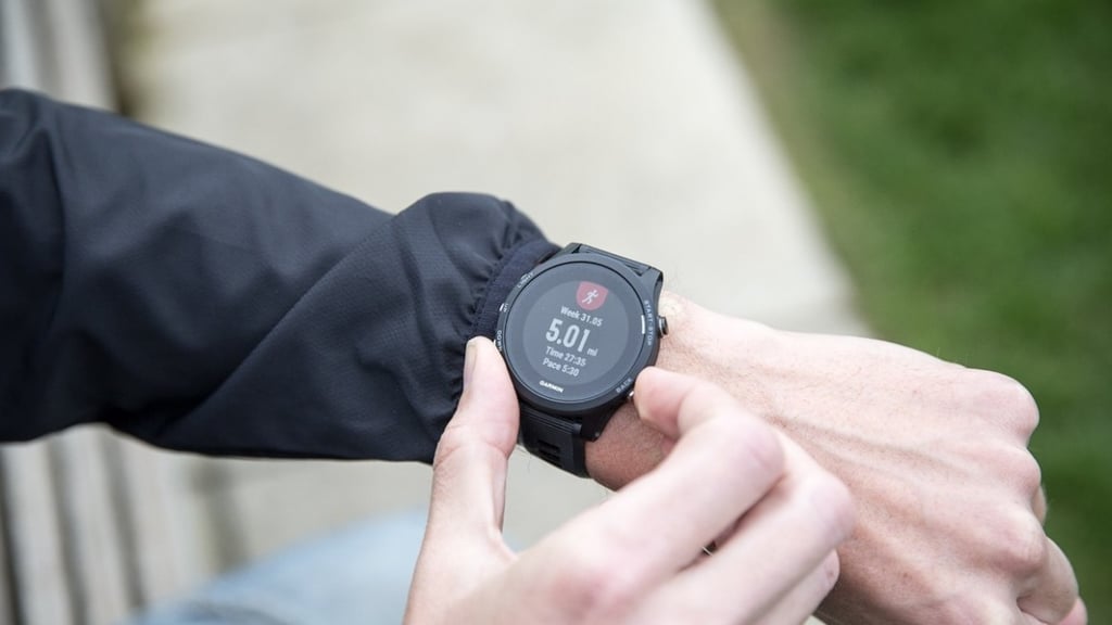 How elite ultramarathon runner Steve Way trains with wearable tech