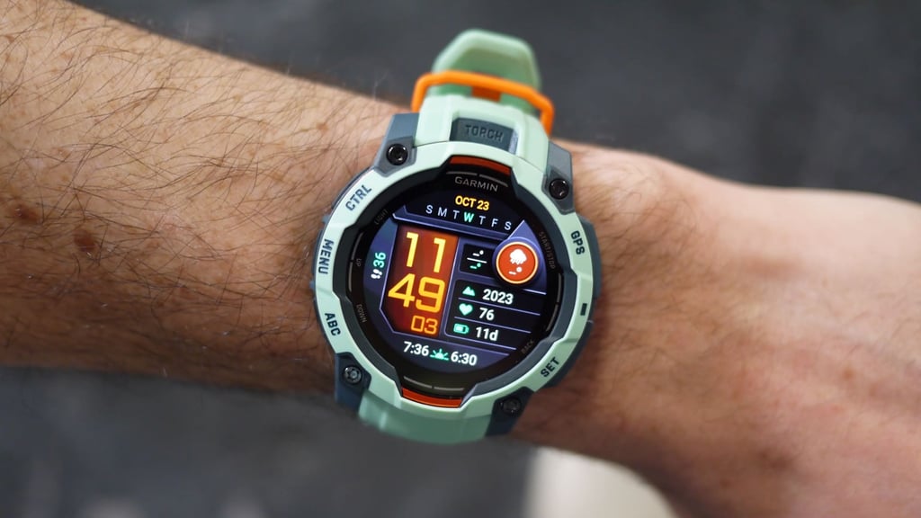 Garmin Instinct 3 AMOLED