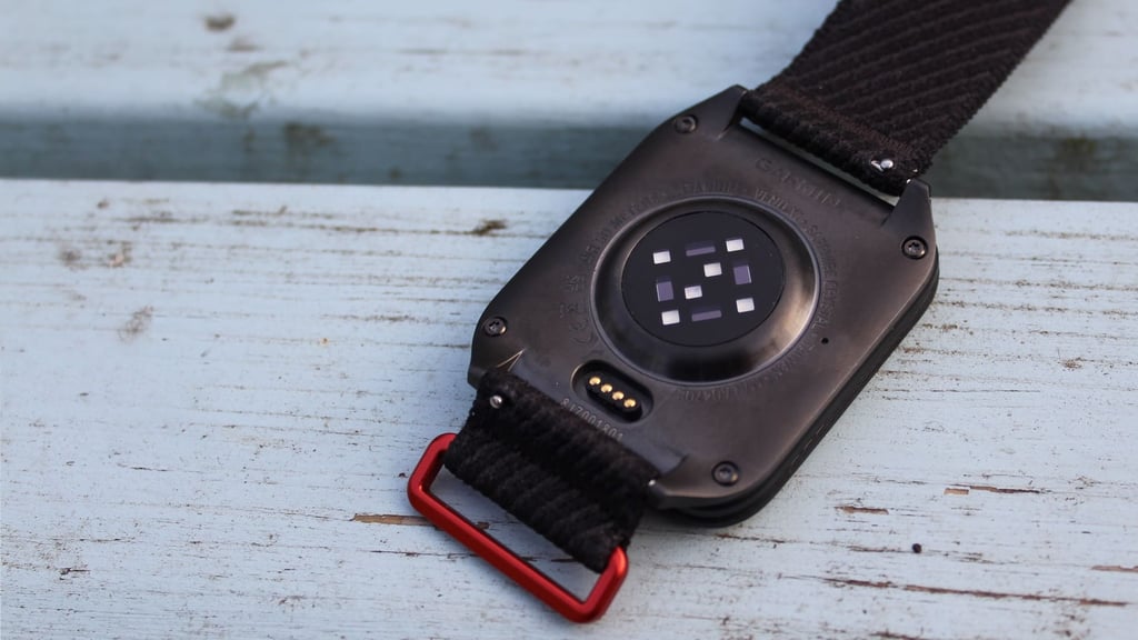 garmin-venu-x1-review-sensor