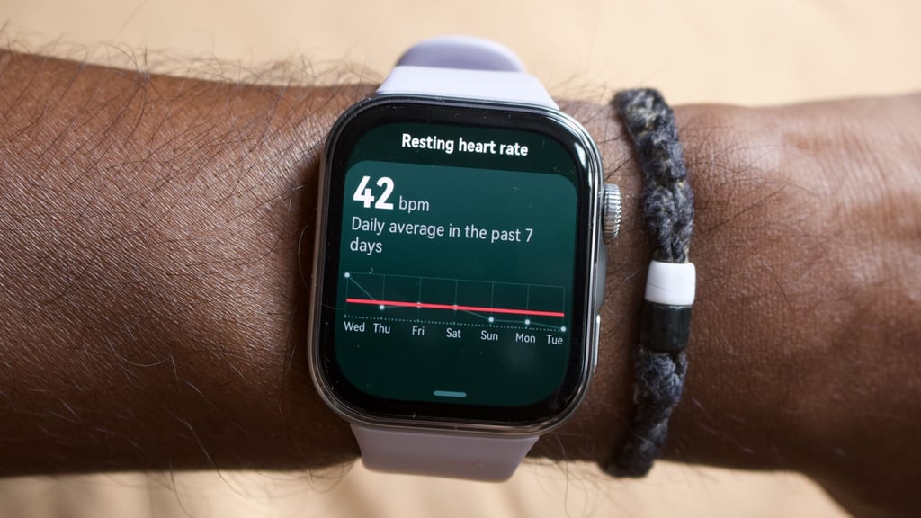 smartwatch showing resting heart rate data