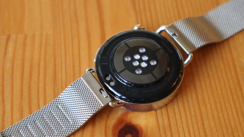 A look at the back of the Xiaomi Watch S4 41mm