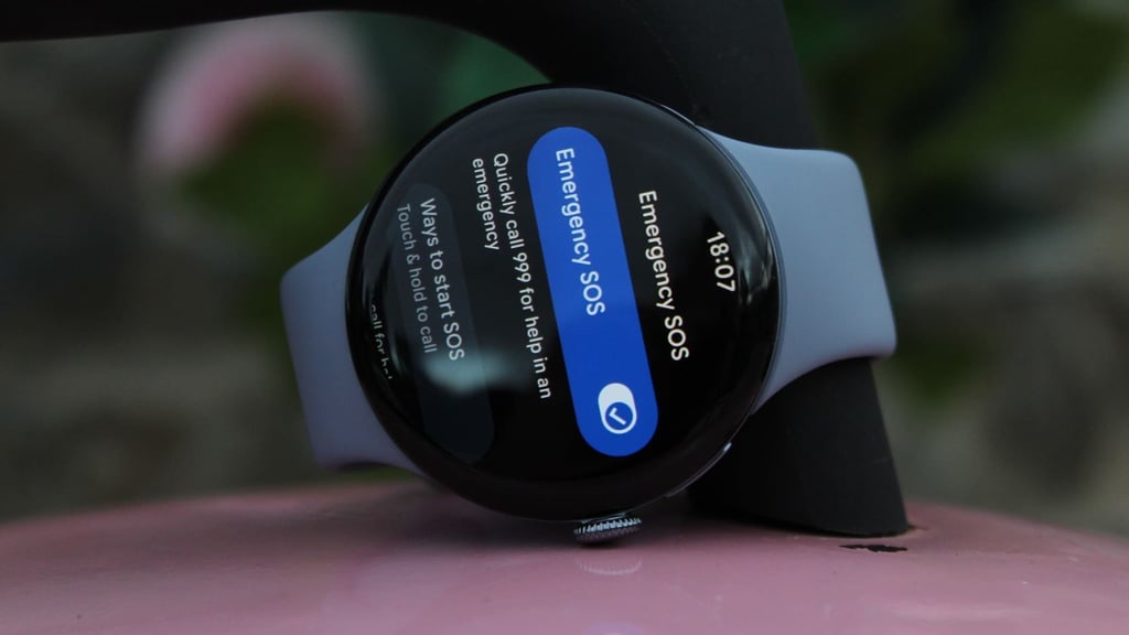 google-pixel-watch-4-emergency-satellite-sos