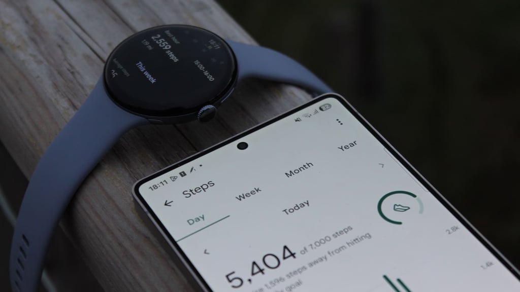 google-pixel-watch-4-steps-fitbit