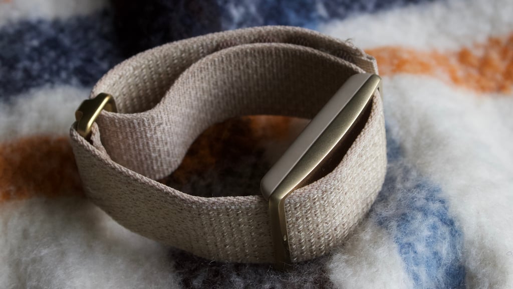 polar loop clasp design