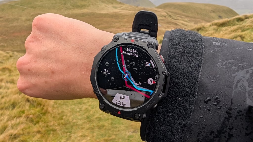 amazfit-t-rex-3-pro-hiking-trail