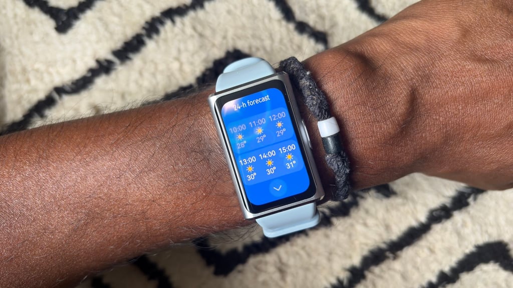 Huawei Band 11 Pro design and display