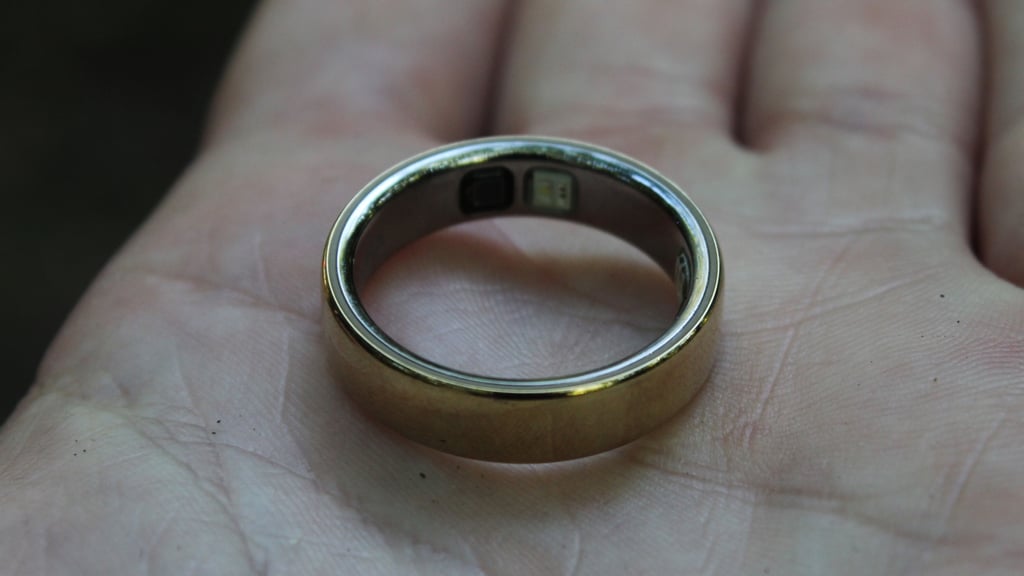 oura ring 5 palm