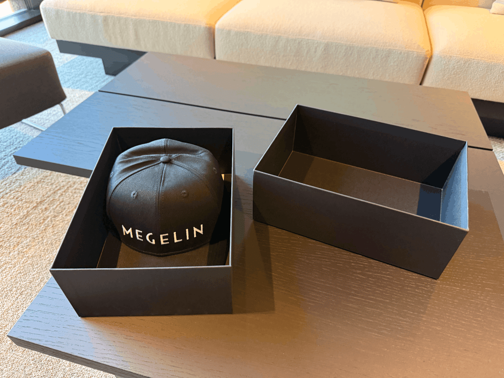 Megelin GrowLux Laser+LED Cap unboxing
