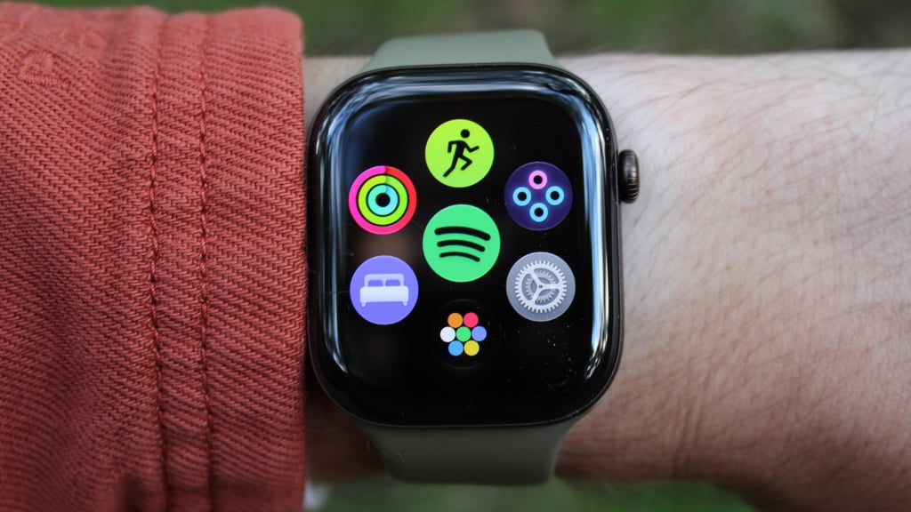 apple watch series 12 dock