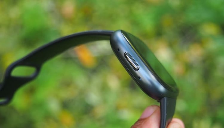 fitbit-versa-4