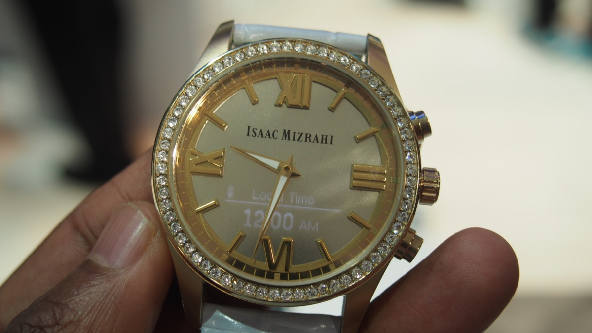 HP's Isaac Mizrahi wearable might have solved the smartwatch screen dilemma