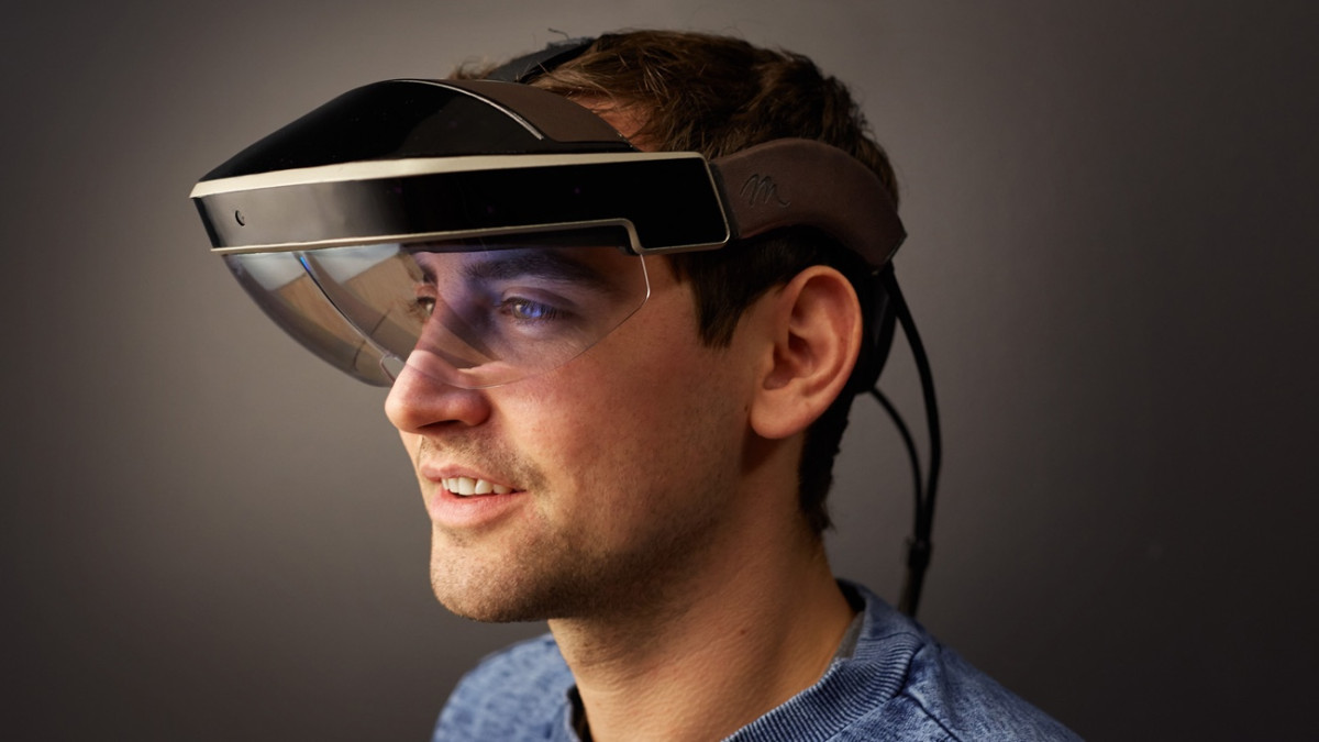 Meta 2 AR headset guns for HoloLens
