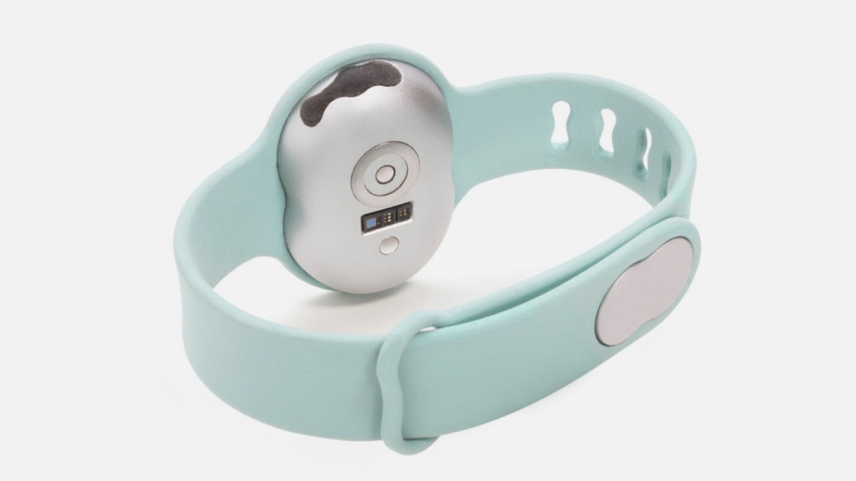 Ava bracelet aims to help women get pregnant with data