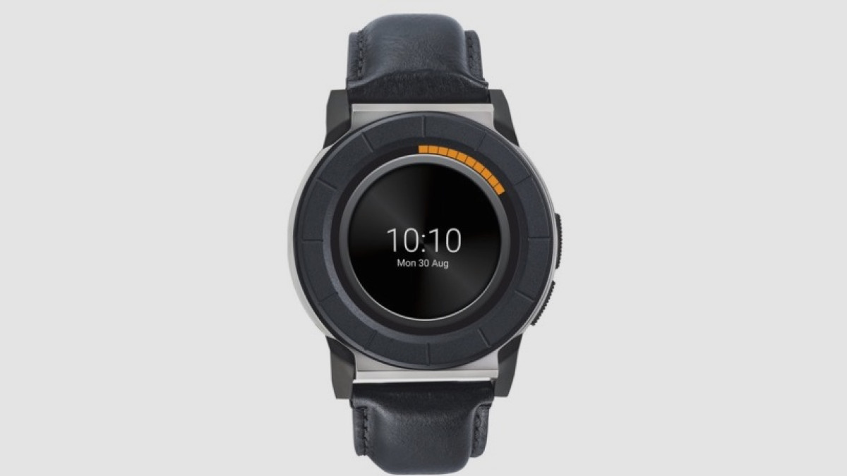 New Titan Juxt Pro smartwatch launches in India with beefy specs