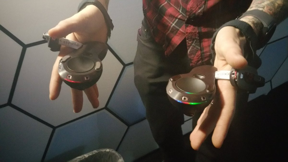 These are the HTC Vive's new controllers, and they're one-upping Oculus