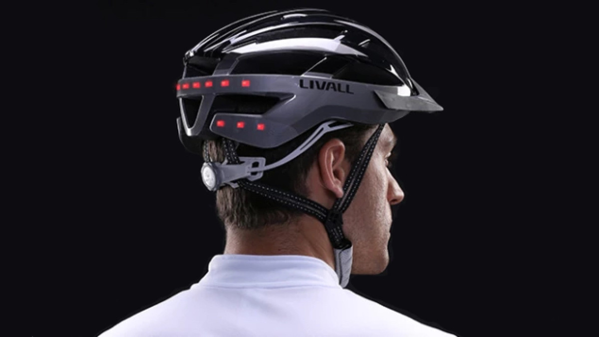 babaali smart bike helmet Livall C21 button SOS feature Baabali Led Light Bicycle Wireless
