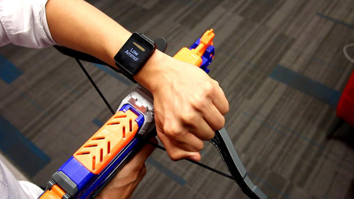 This vibration detecting smartwatch tech knows what you're touching