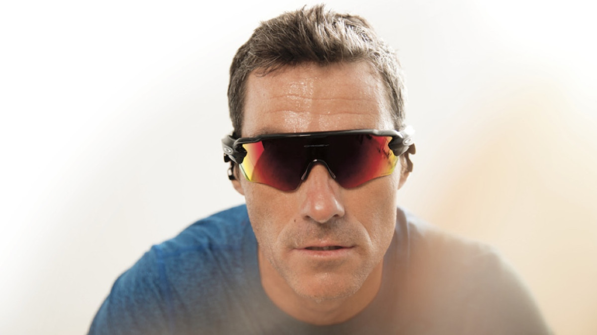 Oakley's Radar Pace smartglasses for runners and cyclists now available