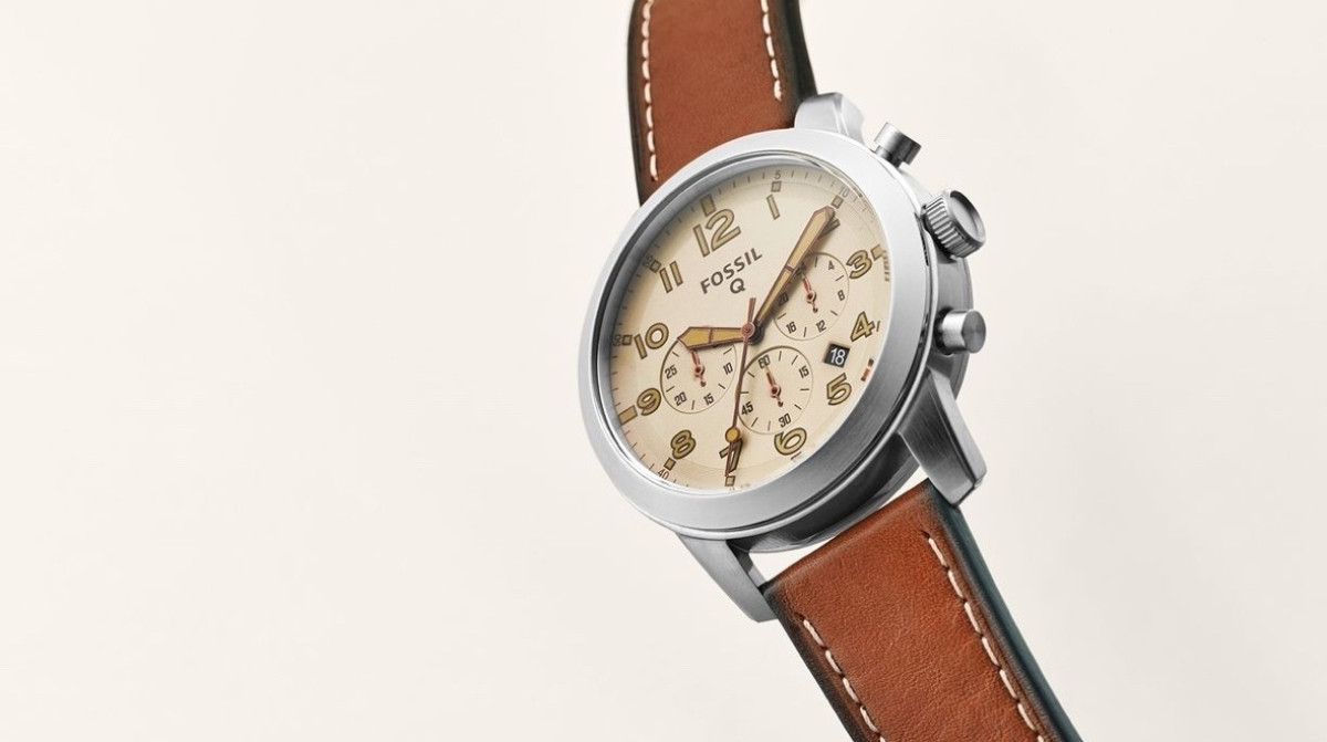 Hybrid smartwatches will make up 40% of total sales in five years