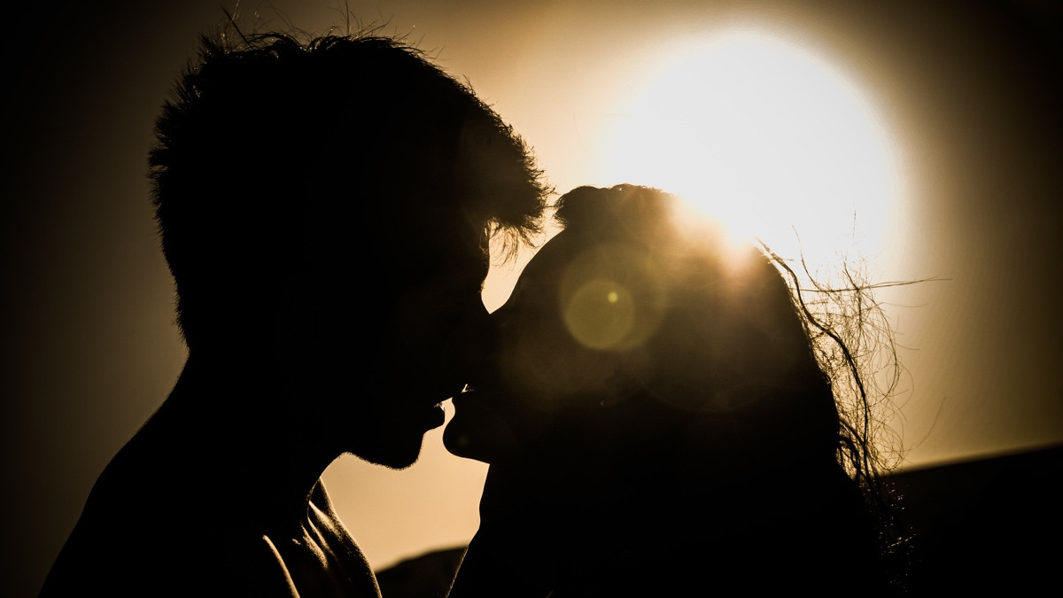 This smart condom ring will track your sexual activity