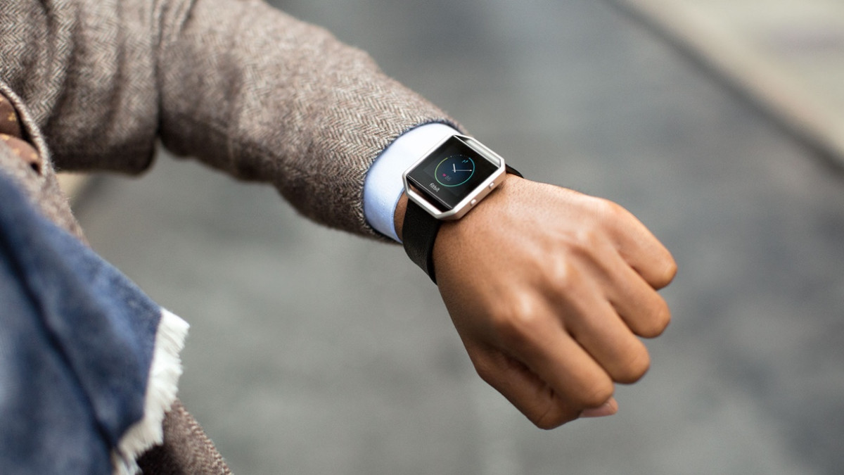 Fitbit's smartwatch is plagued by software and hardware issues