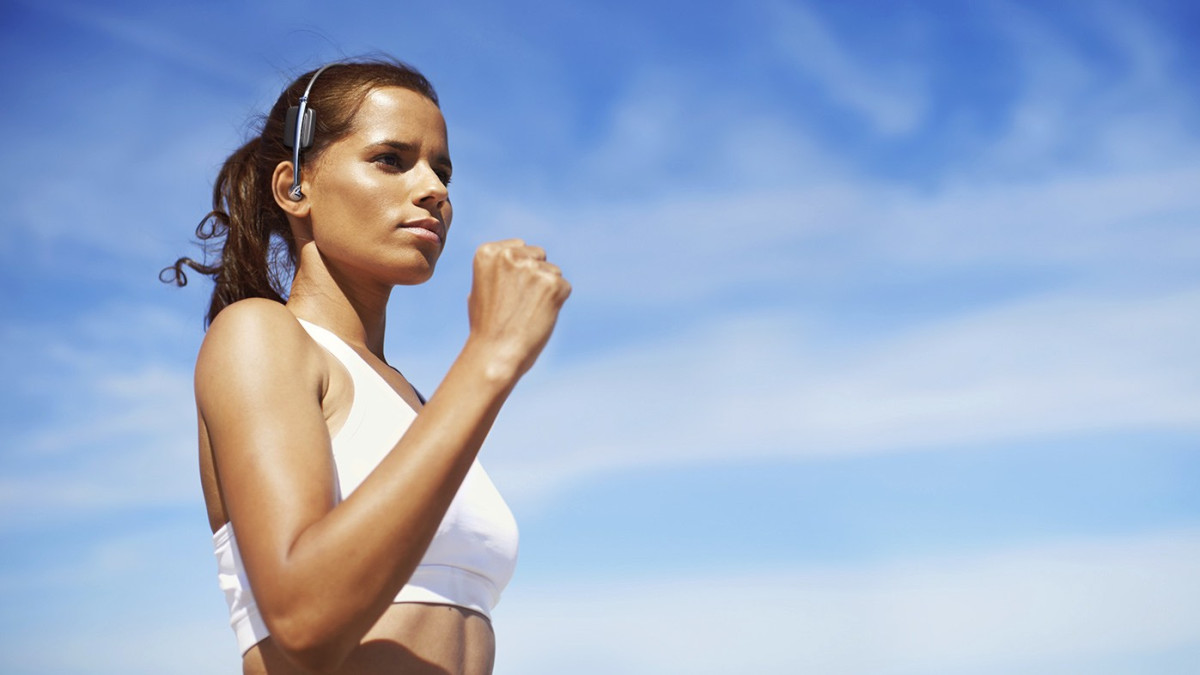 Parrot Zik Sport adds heart rate monitoring to noise cancelling in-ears