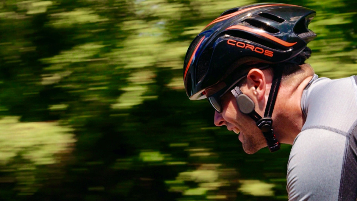 Life in a smart cycle helmet: From handling calls to saving lives