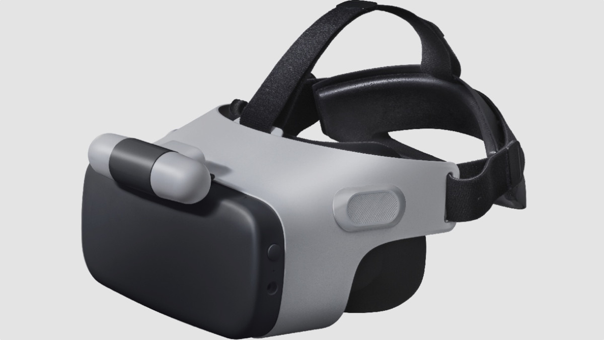 HTC's Link VR is a next-gen mobile headset - for Japan only