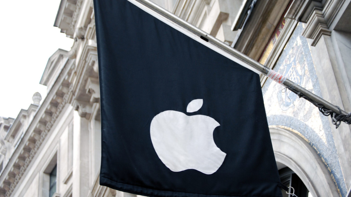 Foxconn insiders leak Apple smartglasses and Siri speaker details