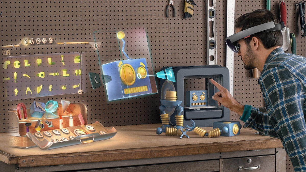 Microsoft boosts HoloLens and Mixed Reality with new partner program