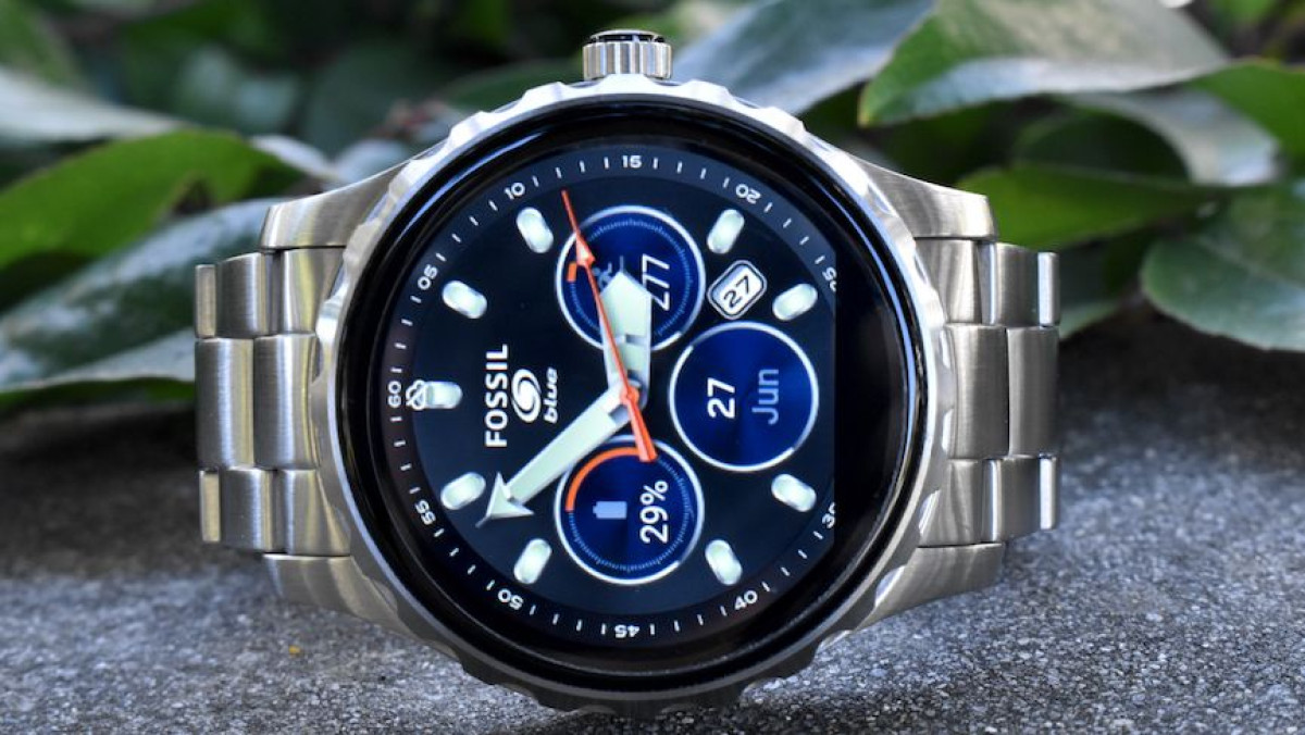 Fossil sees company share value slashed as times they are a changing