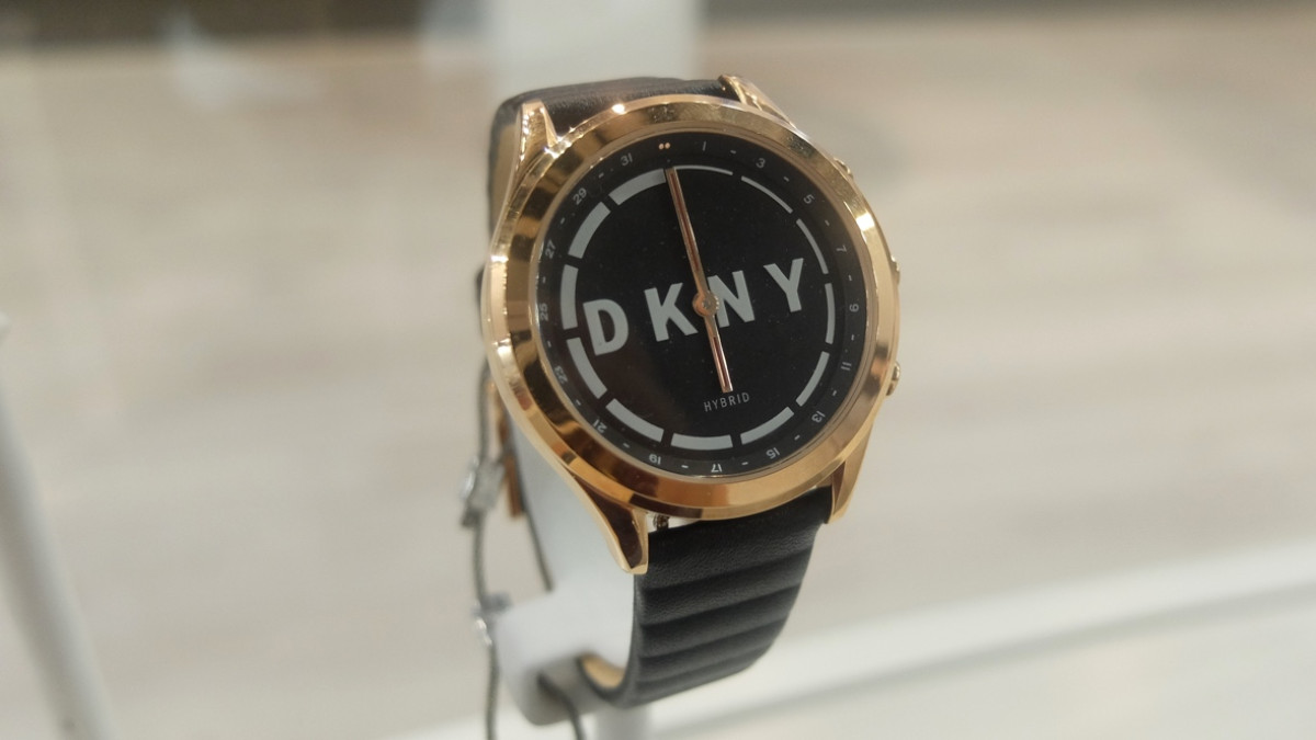 Desirable DKNY Minute blends form, function and price