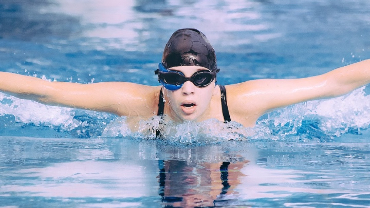 Charged Up: It's time for swimming goggles to get smarter