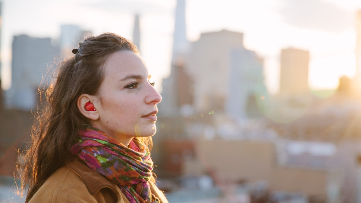 I went on a date wearing translation earbuds - here's what happened next