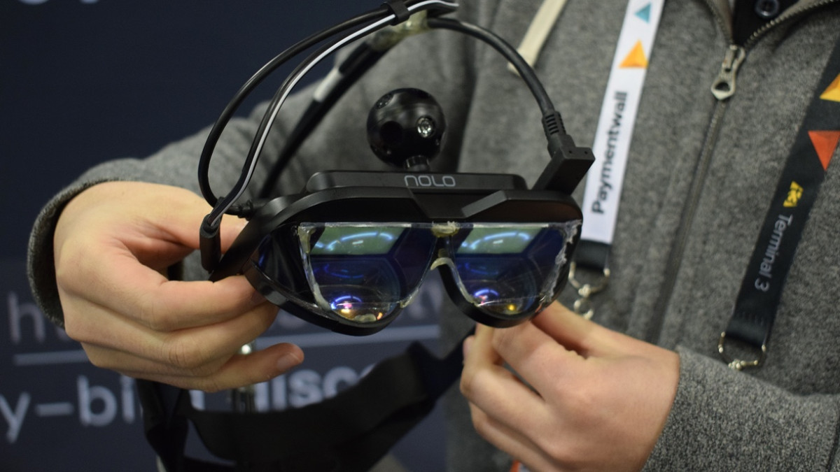 ANTVR's Mix glasses let you play SteamVR games... in augmented reality