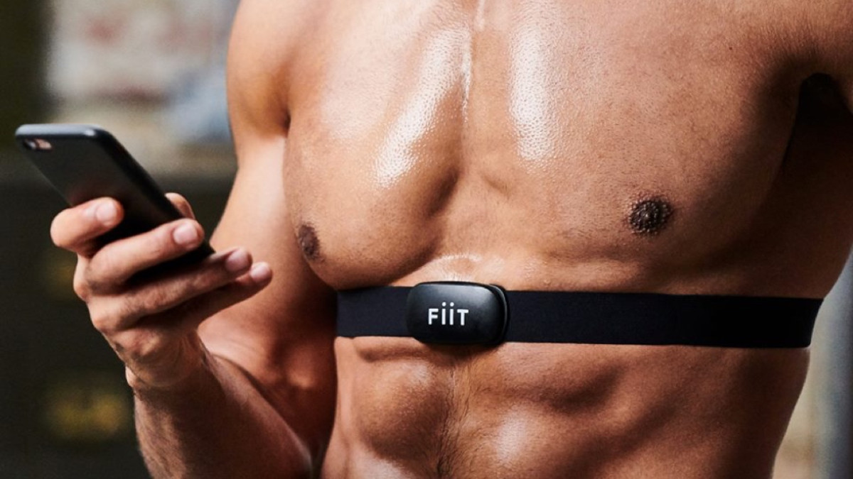 Working out with Fiit's wearable-powered boutique fitness classes