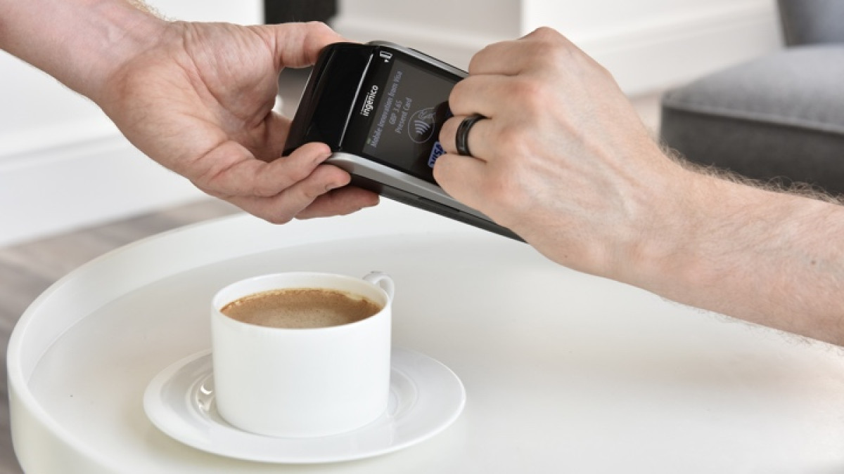 McLear smart ring lets you pay your way and never needs charging