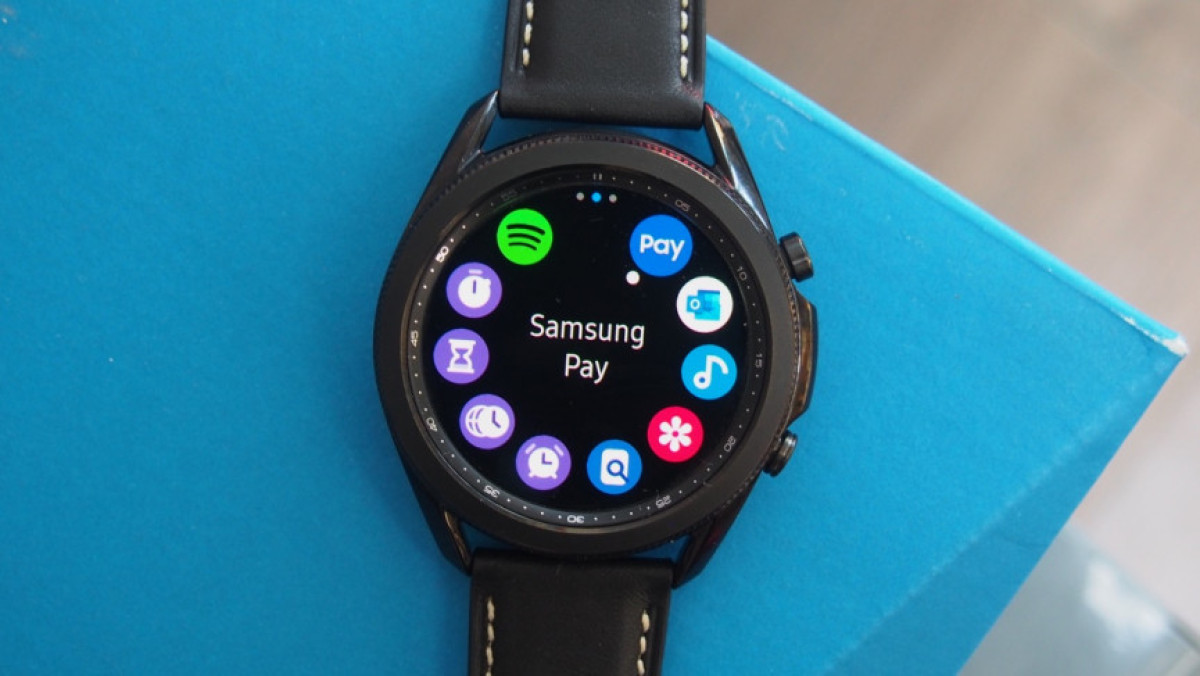 Samsung Galaxy Watch 4 will run Wear OS – but glucose tracking is off the menu