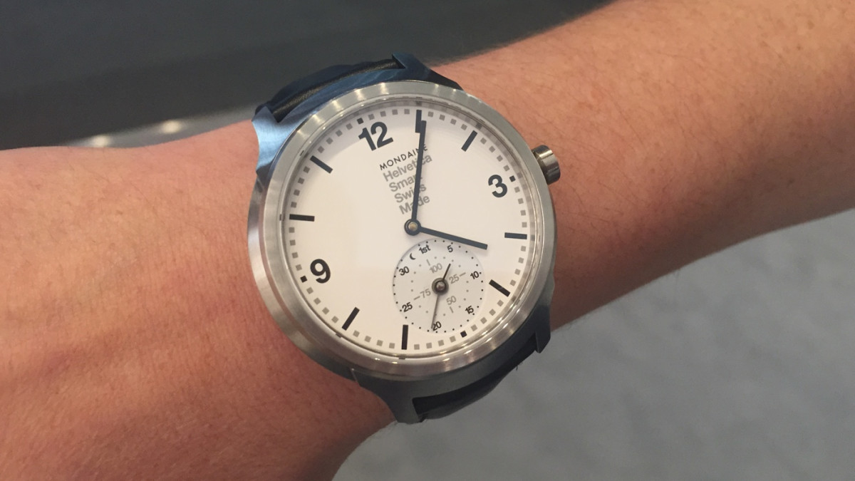 Mondaine Helvetica 1 Smart review