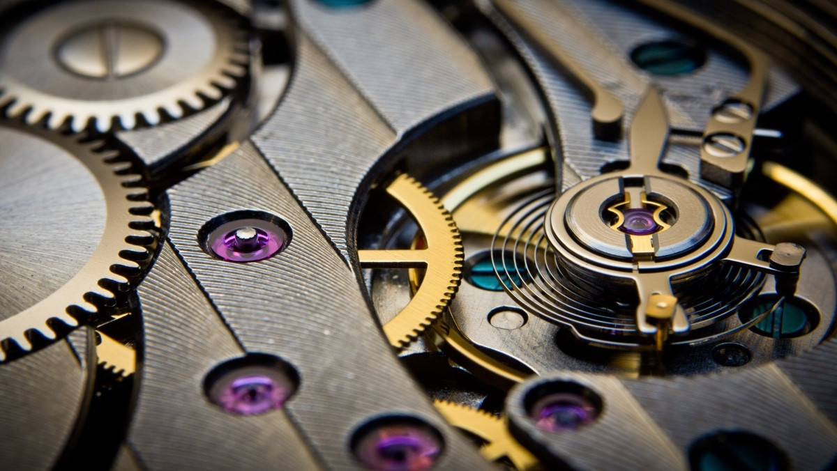 Intel Inside vs Swiss Made: Which is the smartwatch mark of excellence?