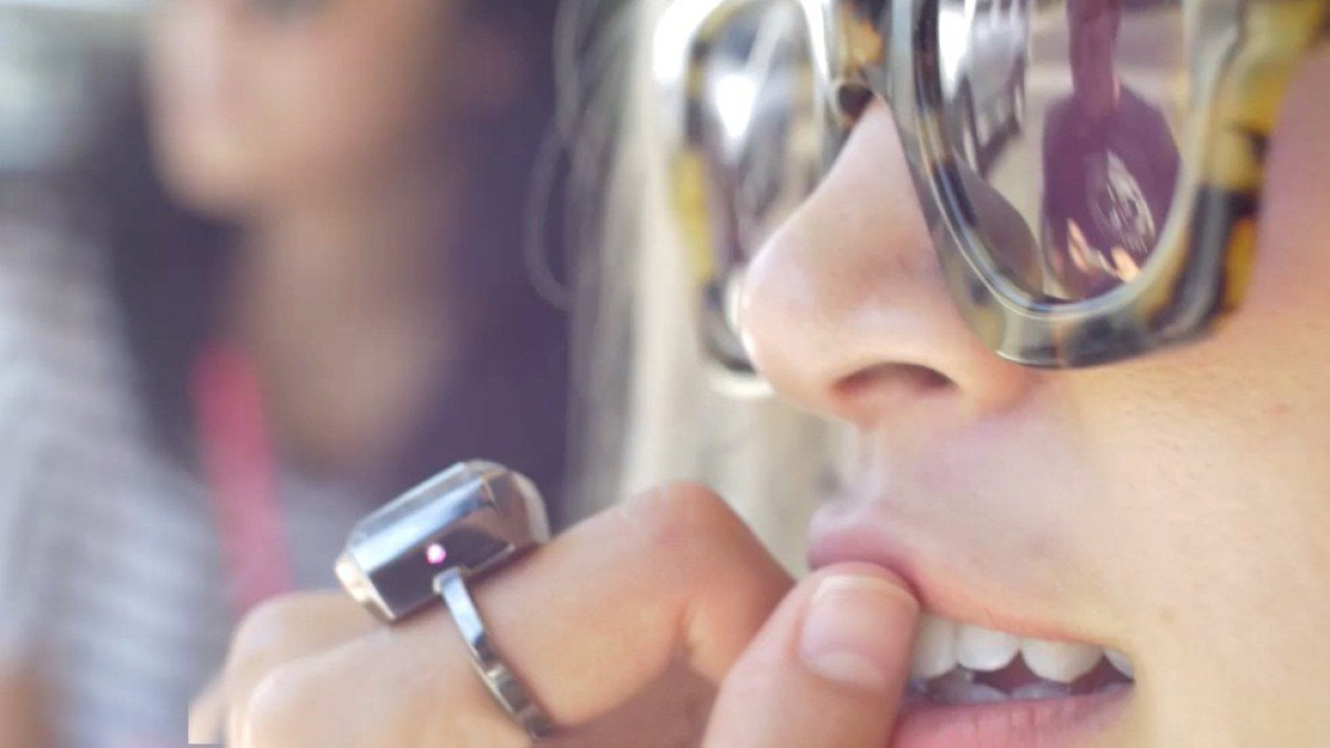 Vote for our SXSW 2016 talk 'Beyond screens: future interactions in wearables'