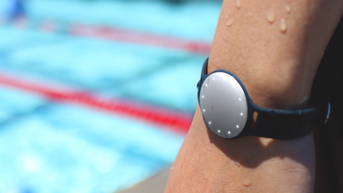 New Misfit Speedo Shine unveiled for improved swim tracking