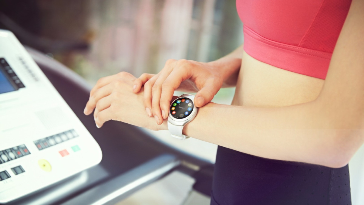 The Samsung Gear S2 3G with GPS isn't coming to the UK and Europe next month