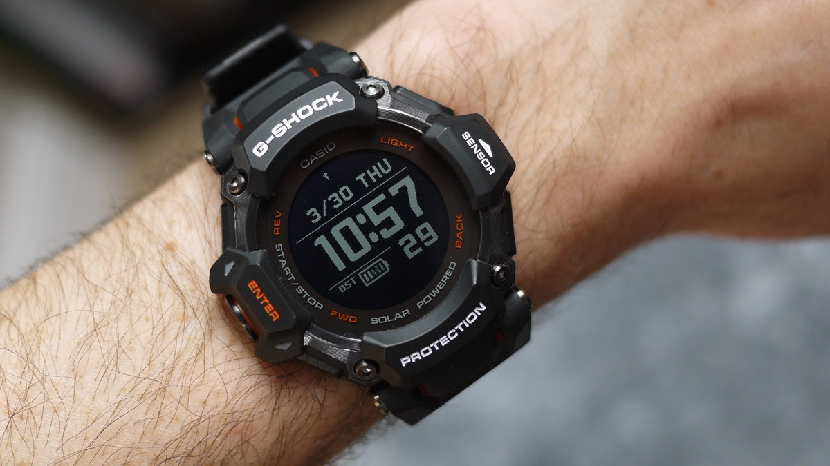 G-SHOCK デジタル腕時計　gbd-h2000 Casio G-SHOCK GBD-H2000 review
