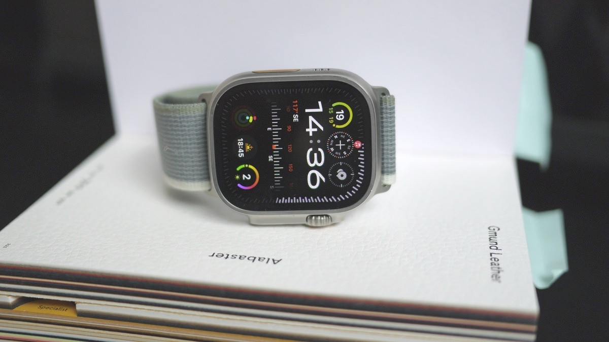 Apple Watch Ultra band designed for unreleased dark case appears