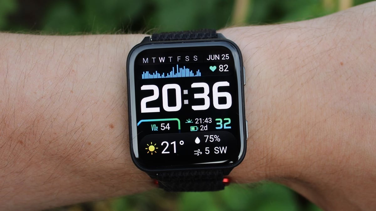garmin-venu-x1-front