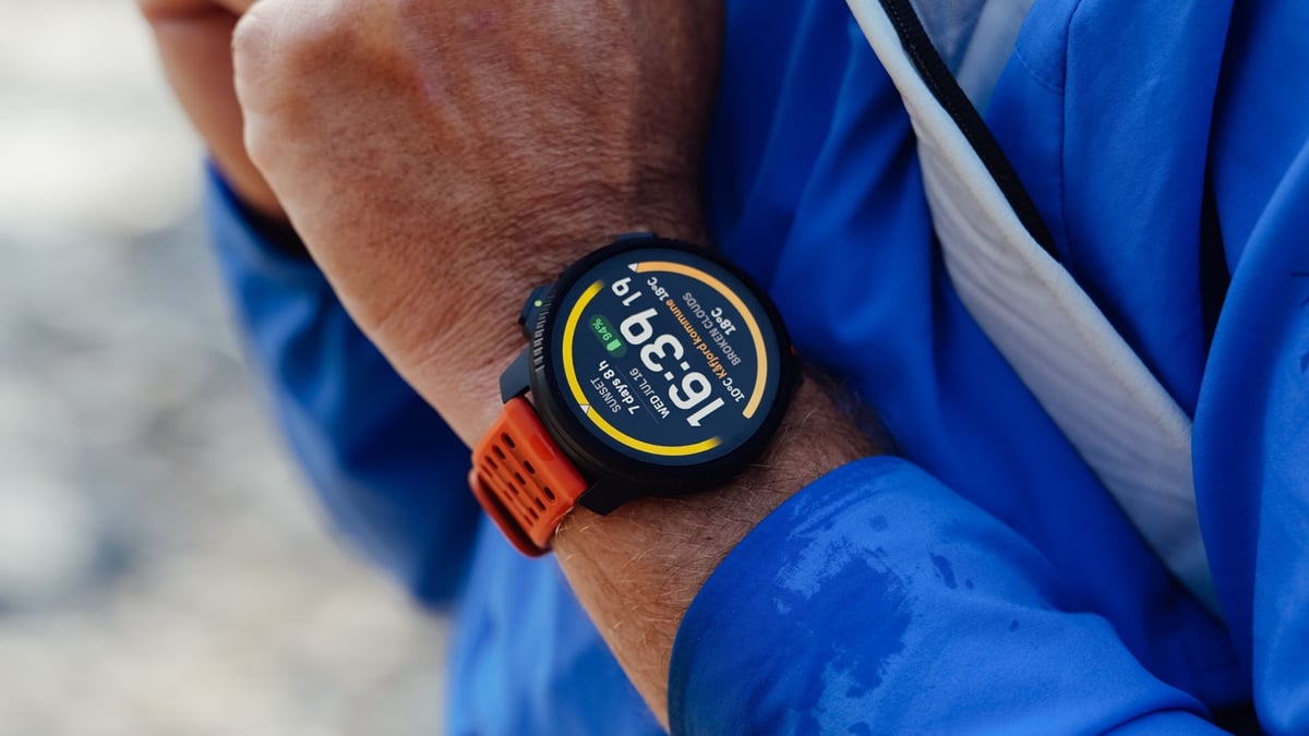 suunto-vertical-2-hiking
