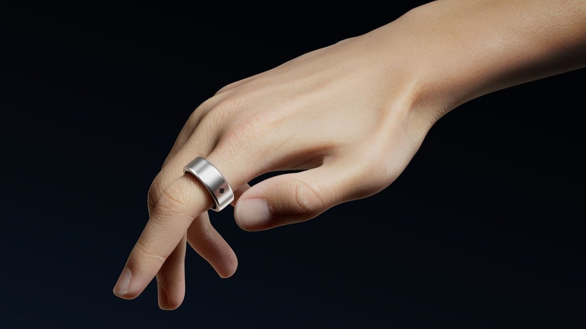 aivela-smart-ring-hand
