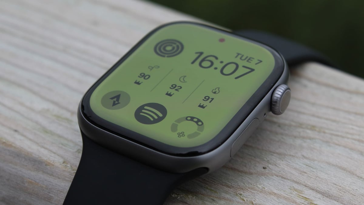 apple-reportedly-sweeps-90-of-surging-edge-ai-smartwatch-market-wareable
